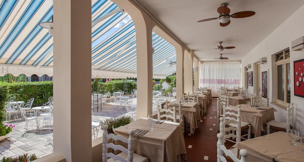 Sandalyon 3* San Teodoro (Sardinia)